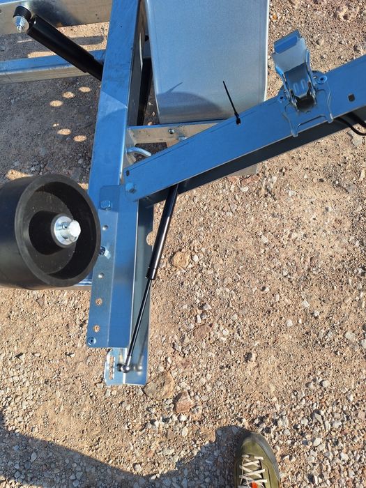 Колесар за лодка до 5м, 750кг RESPO 750V511L191