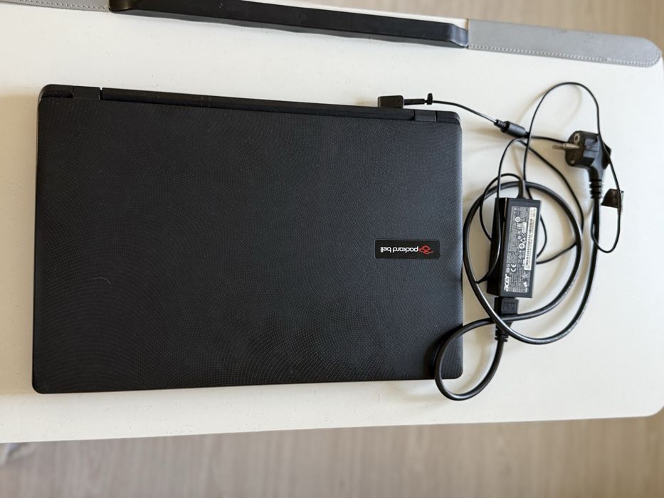 Продам ноутбук Packard Bell