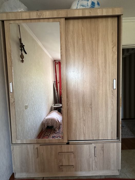 Продам шкаф-купе