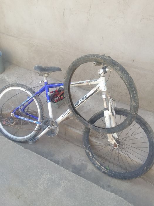 Велосипед алюминиевый