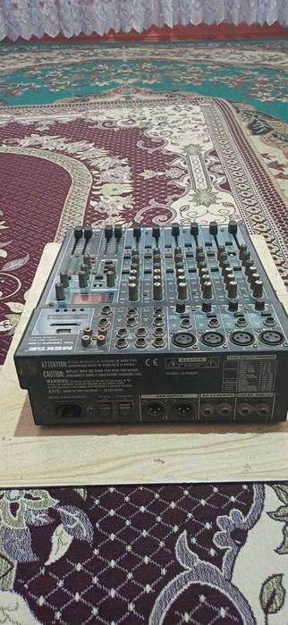 Музыкальный аппарат пульт