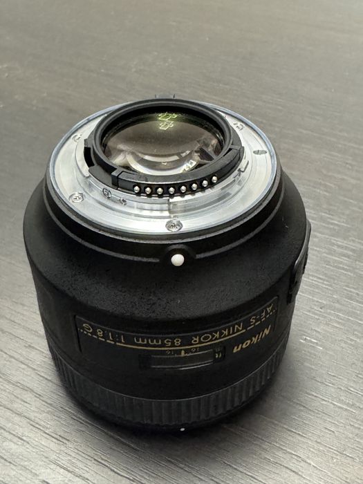 Obiectiv Nikon 85mm f/1.8G AF-S NIKKOR