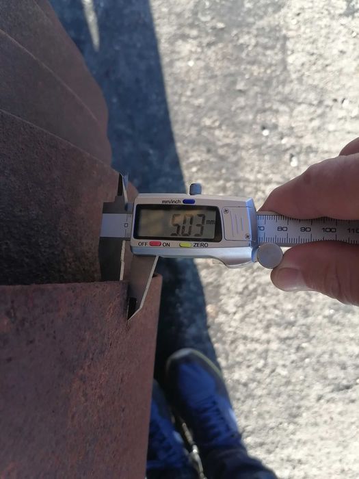 Vând tablă groasă