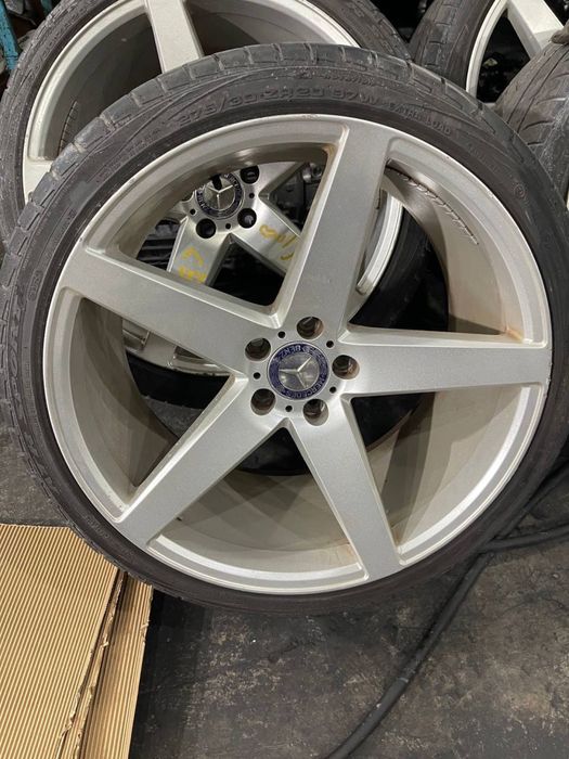 Mersedes deska sotiladi