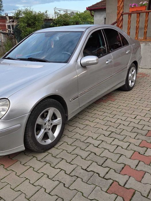 De Vanzare Mercedes-Benz C220 IMPECABIL!!!