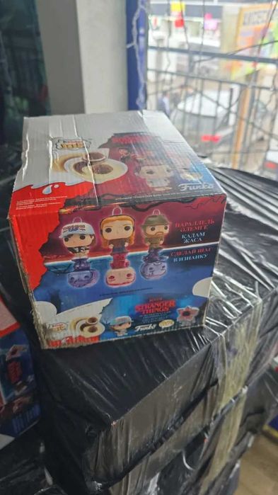 Астана Kinder joy stranger things