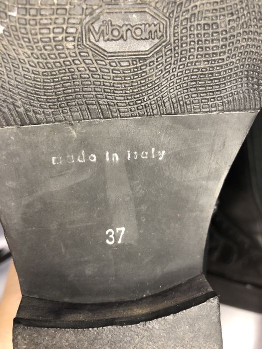 Обувь женская Vibram