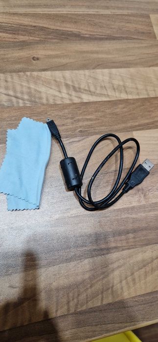 Sony cyber shot H200 + подаръци