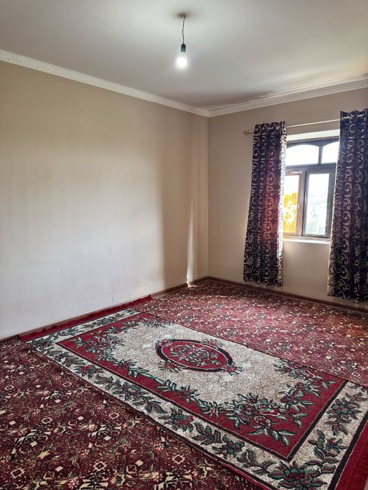 Нефтчилар/Санжарбек Фазоси 4хонали квартира сотилади, СРОЧНО!!