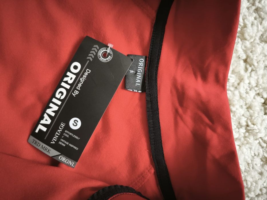 Trening / Blezer Sport Dama ORIGINAL, Mărimea S – Nou cu Etichetă (Roșu)