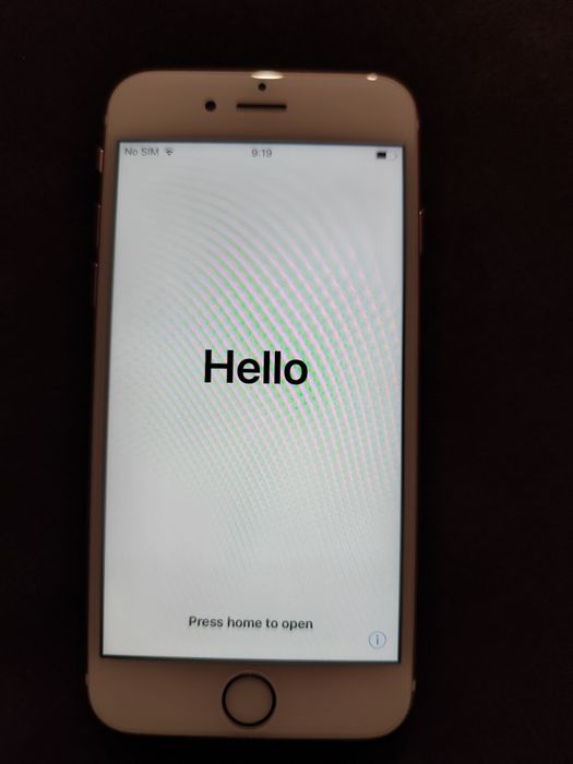 Мобилен телефон iPhone 6S