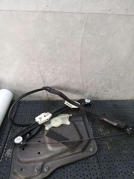 Macara geam electric dreapta fata skoda superb 2 3t facelift 3t0837462a