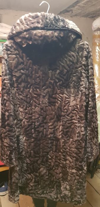 Продам шубу, мех мутон