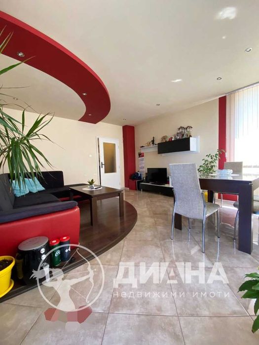 Продава се Тристаен апартамент в Пловдив, Тракия - 95 кв.м за 1569 €/кв.м - Снимка #1
