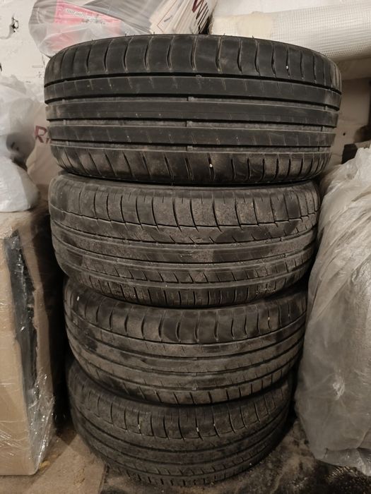 Продам летнюю резину Triangle r16