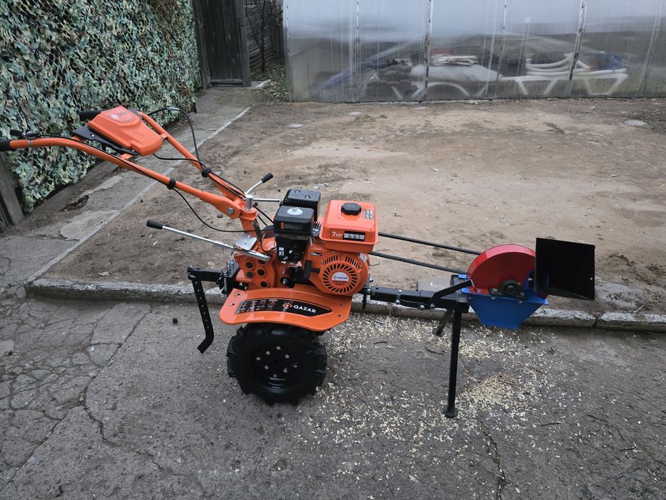 Продаю веткоизмельчитель для мотоблока.