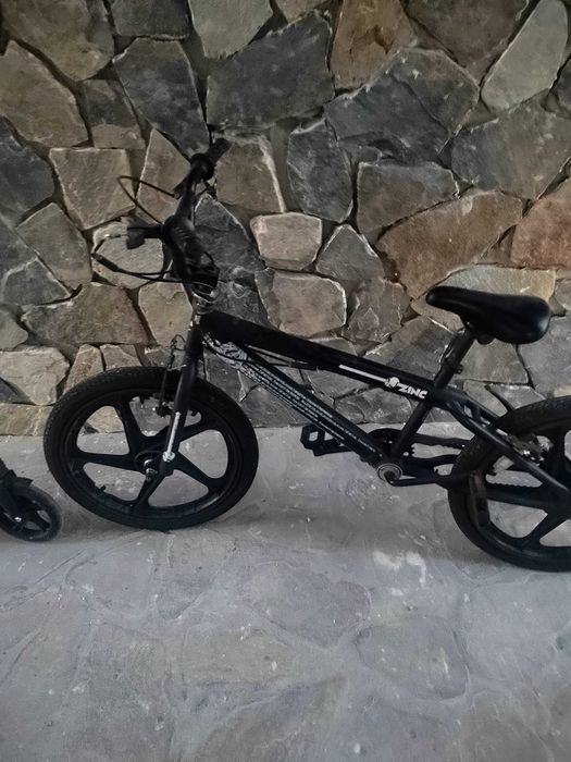 Vand bicicleta si trotineta