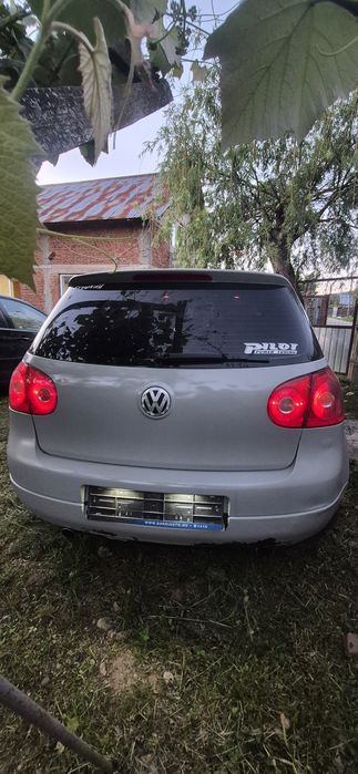 Dezmembrez golf 5