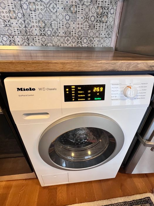 Vand masina de spalat Miele