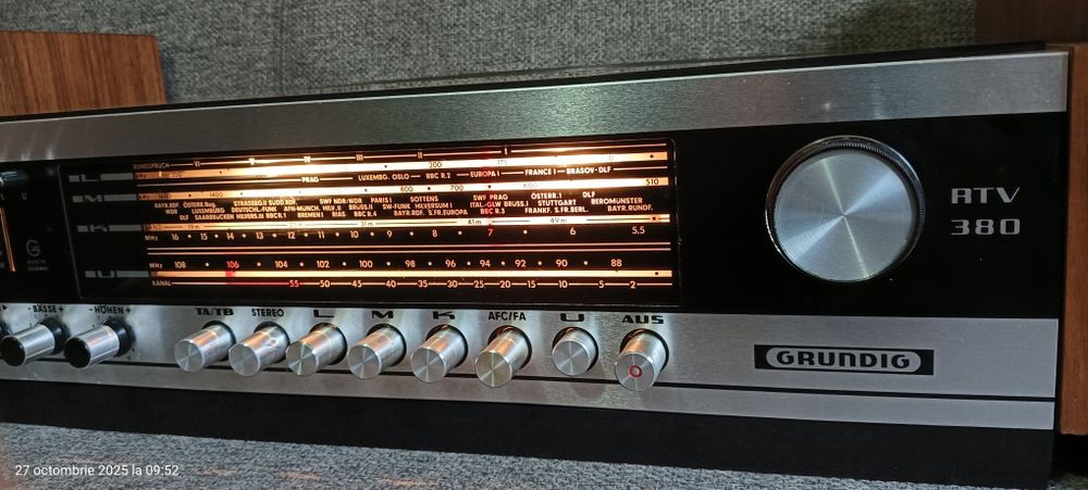 Amplituner Grundig RTV 380/Boxe Grundig Box 8