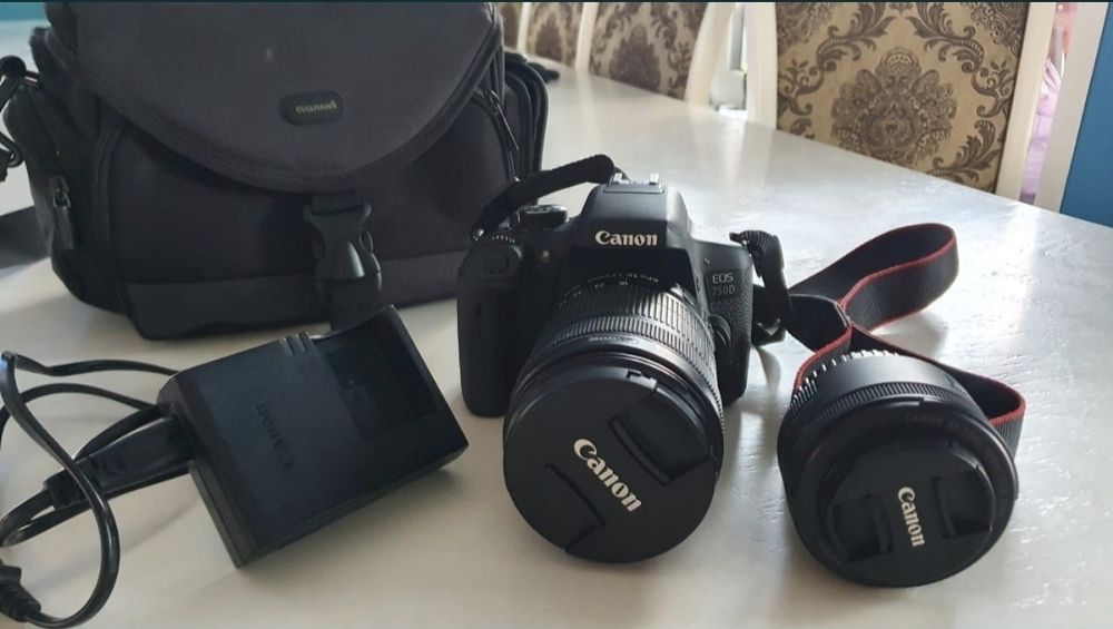 Фотоаппарат Canon 750d