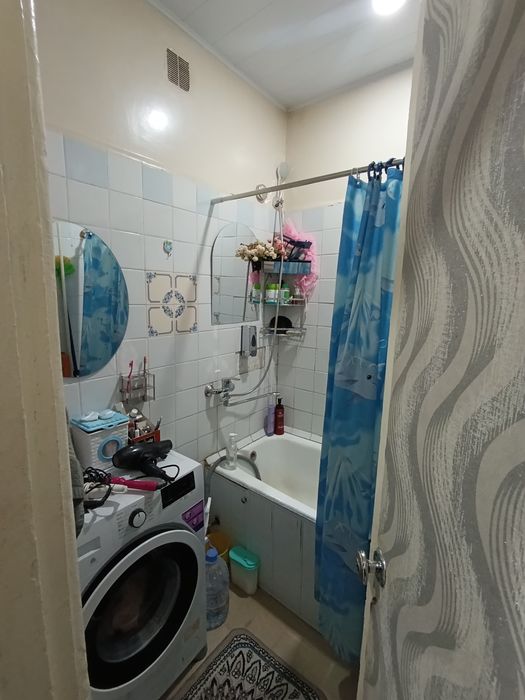 11 kvartal  2*3/2/4 Uy mebel texnikasi blian sotiladi