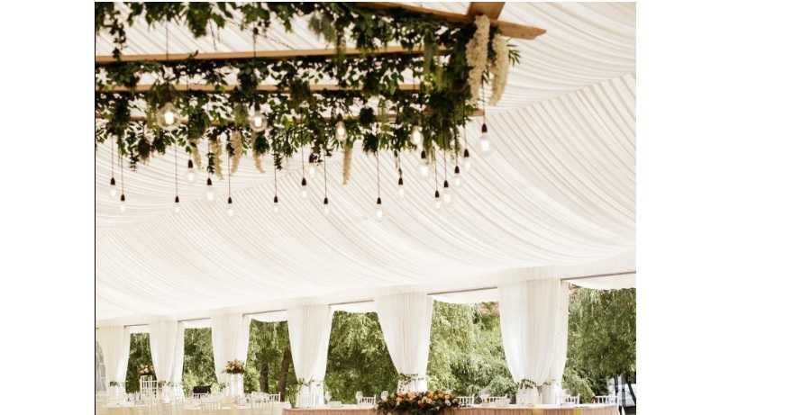 Cort evenimente de mari dimensiuni