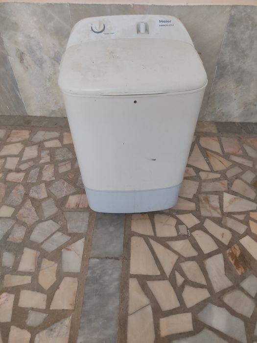 Продаётся стиральная машина малютка.