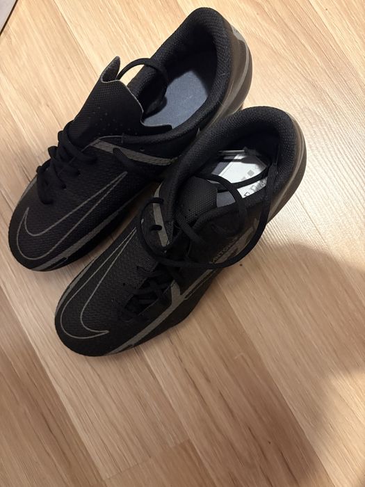 Ghete nike phantom fotbal