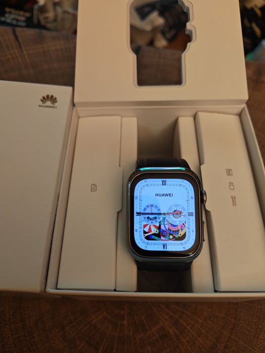 Huawei watch D2 смарт часовник