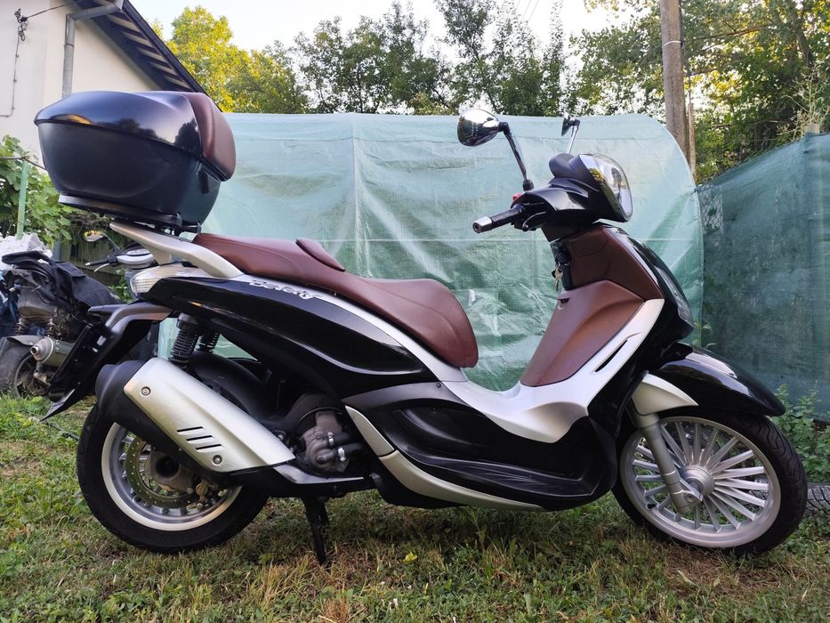 Пиаджо Бевърли 300 Piaggio Beverley 300