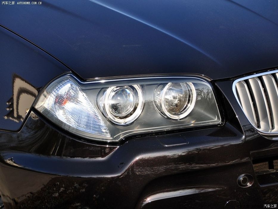 Стекла фар Bmw X3 E83