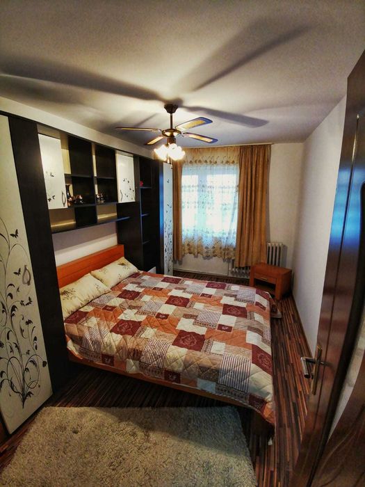 Inchiriez apartament 2 camere