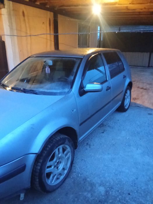 Срочно продам машину