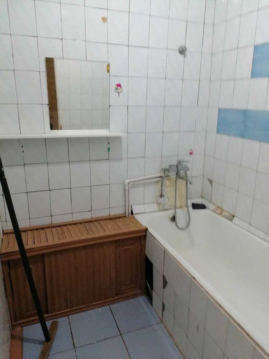 СВОЯ,  3-х квартира в центре города на Дружбе Народов («SOY» ресторан)