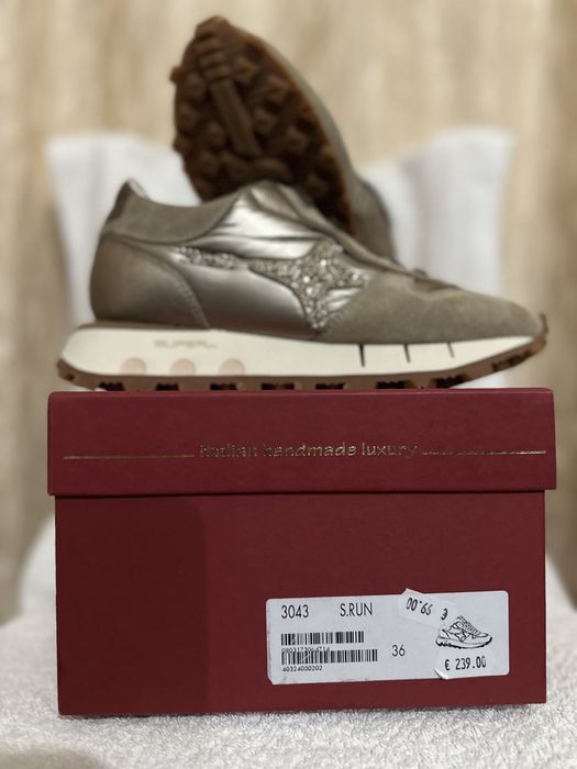 Дамски маратонки AMA BRAND 36 Номер