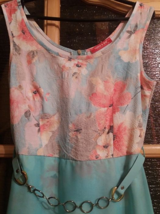 Продам платье в отличном состоянии