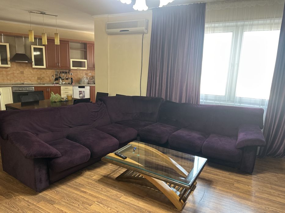 Отдам даром диван уголок