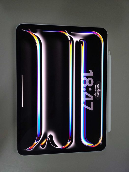 Apple iPad Pro 11" (2024), 256GB, Wi-Fi, Standard glass, Silver + Apple Pencil Pro 2024