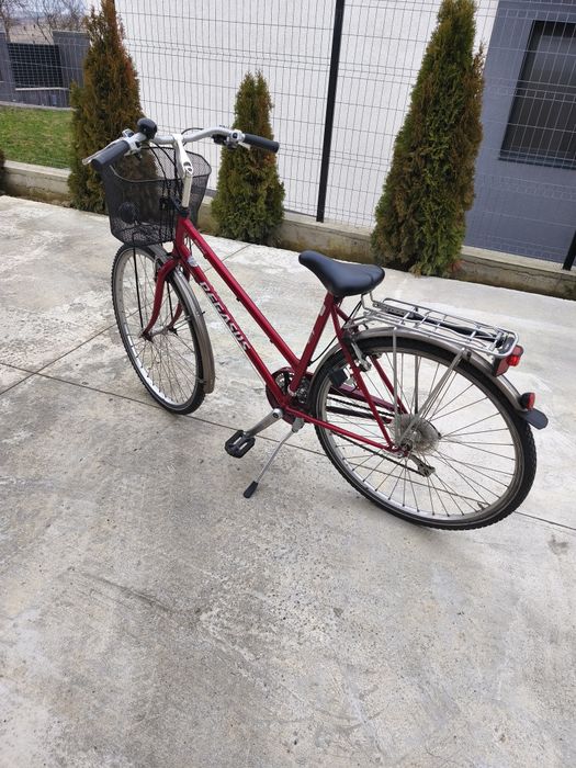 De vânzare  2  biciclete Pegasus și Schauff