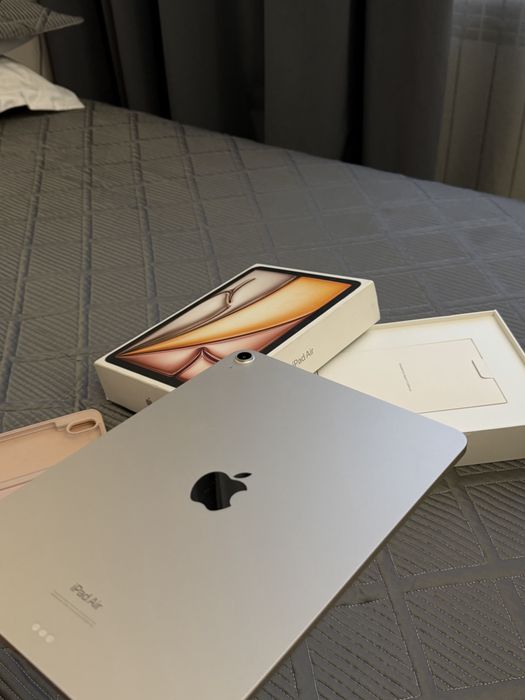 Продам iPad Air 11 / 128 GB