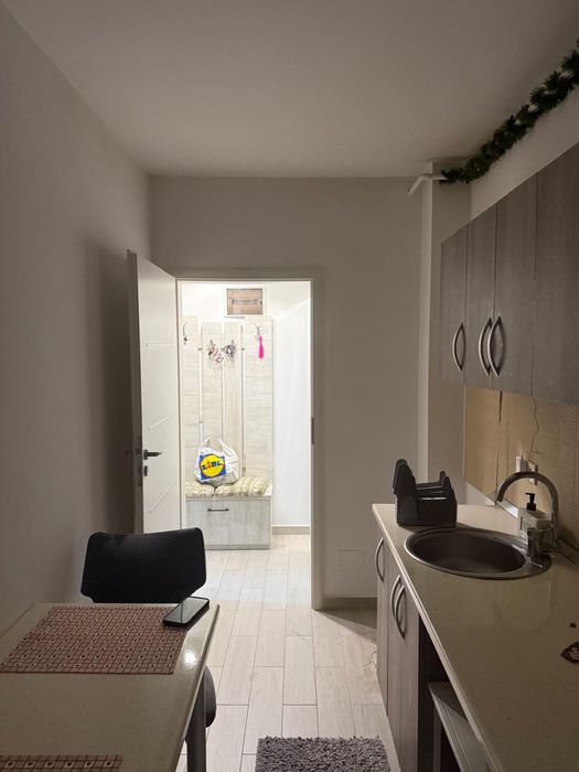 Vand garsoniera militari residence cu loc de parcare inclus
