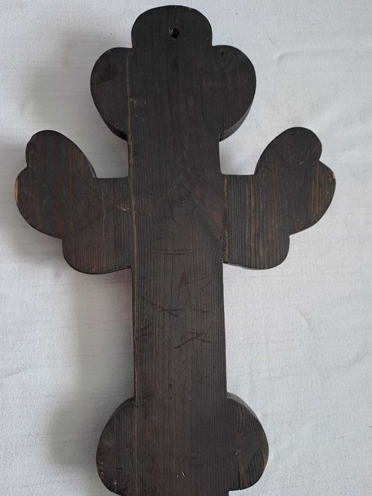 crucifix vechi din lemn 60 cm lucrat manual