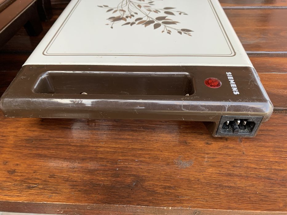 Plita pentru mentinerea la cald