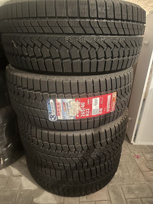 Зимние шины липучка 265/40/22