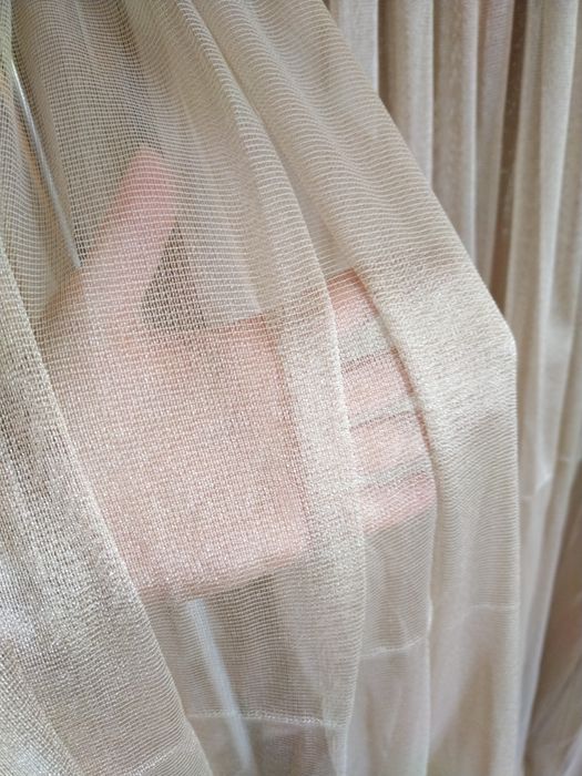 Пердета, готови, ушити. Описание върху всяка снимка