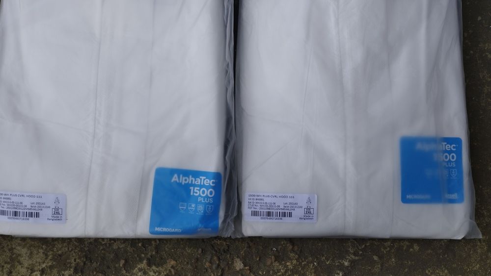 Combinezoane protecție/8 lei