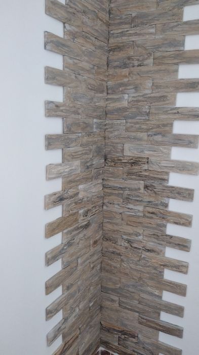 Декоративен,облицовъчен камък за вътрешен интериор.
Модел Дървесен сти
