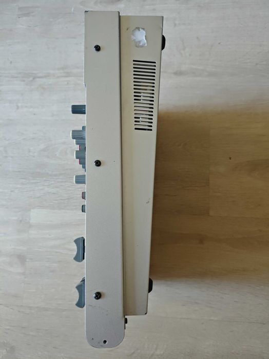 Mixere Alto Lynx Mix124UM si Behringer 1622FX