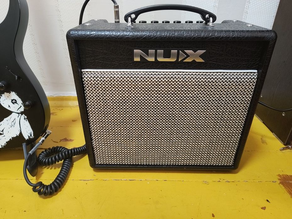 Комбоусилитель nux mighty 20bt mkii